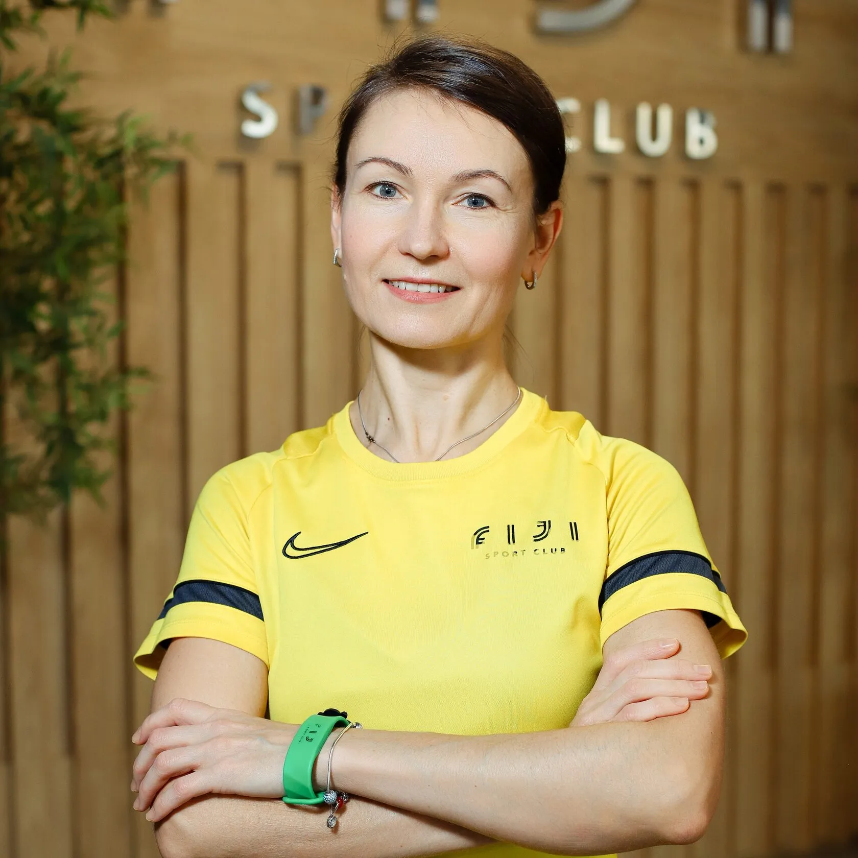 Елена Елена